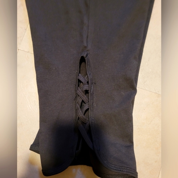 ACX capris - Picture 3 of 4